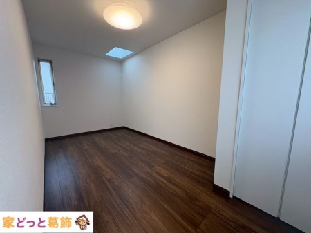 �Q�� �Q��