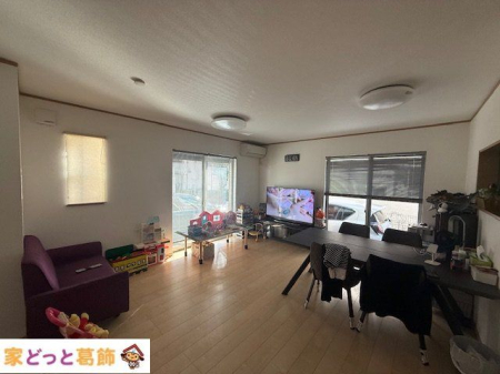 ���r���O ���r���O