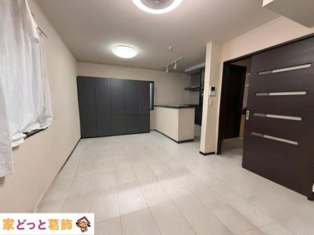 ���r���O ���r���O