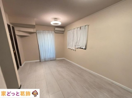 ���r���O ���r���O