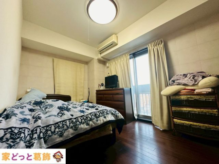 �Q�� �Q��