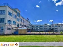 ���ӊ� �����旧�Ԕ���ꏬ�w�Z �k��3���B 240m