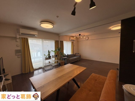 ���r���O ���r���O