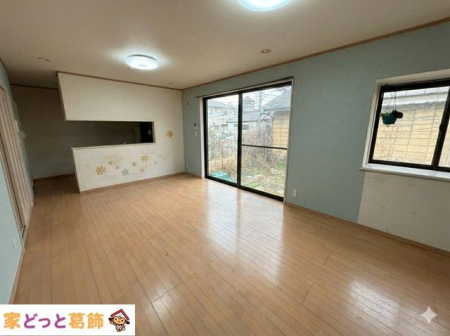 ���r���O ���r���O