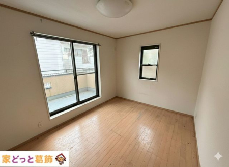 ���r���O ���r���O