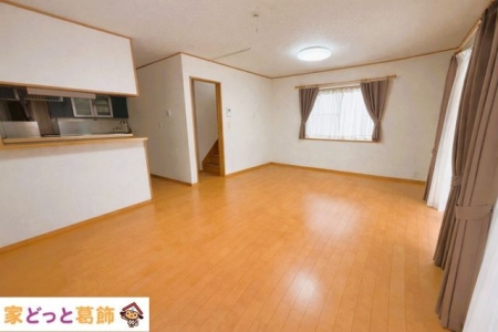 ���r���O ���r���O