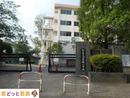 ���ӊ� ���ˎs���͌��ˏ��w�Z �k��4���B 300m