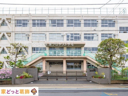 ���ӊ� �s��s����쏬�w�Z �B�e��(2022-04-27) 890m
