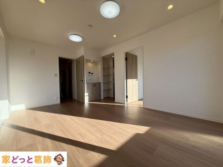 ���r���O ���r���O