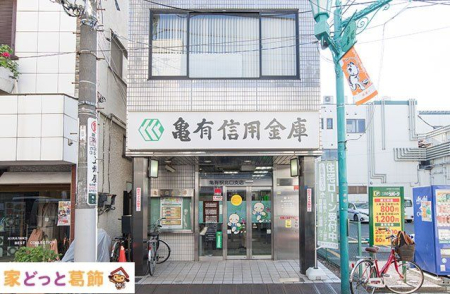  �T�L�M�p���ɋT�L�w�k���x�X �k��2���B 140m