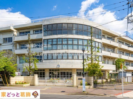 ���ӊ� �s��s�����T���w�Z �B�e��(2022-05-03) 960m