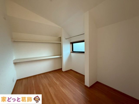 �Q�� �Q��