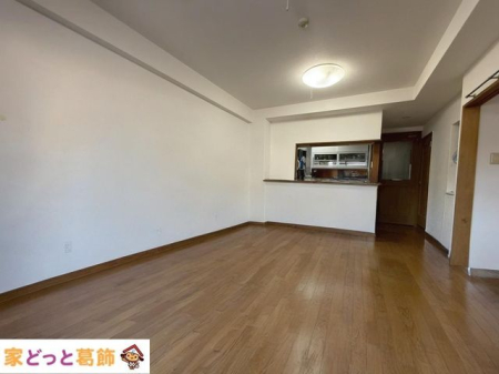 ���r���O ���r���O